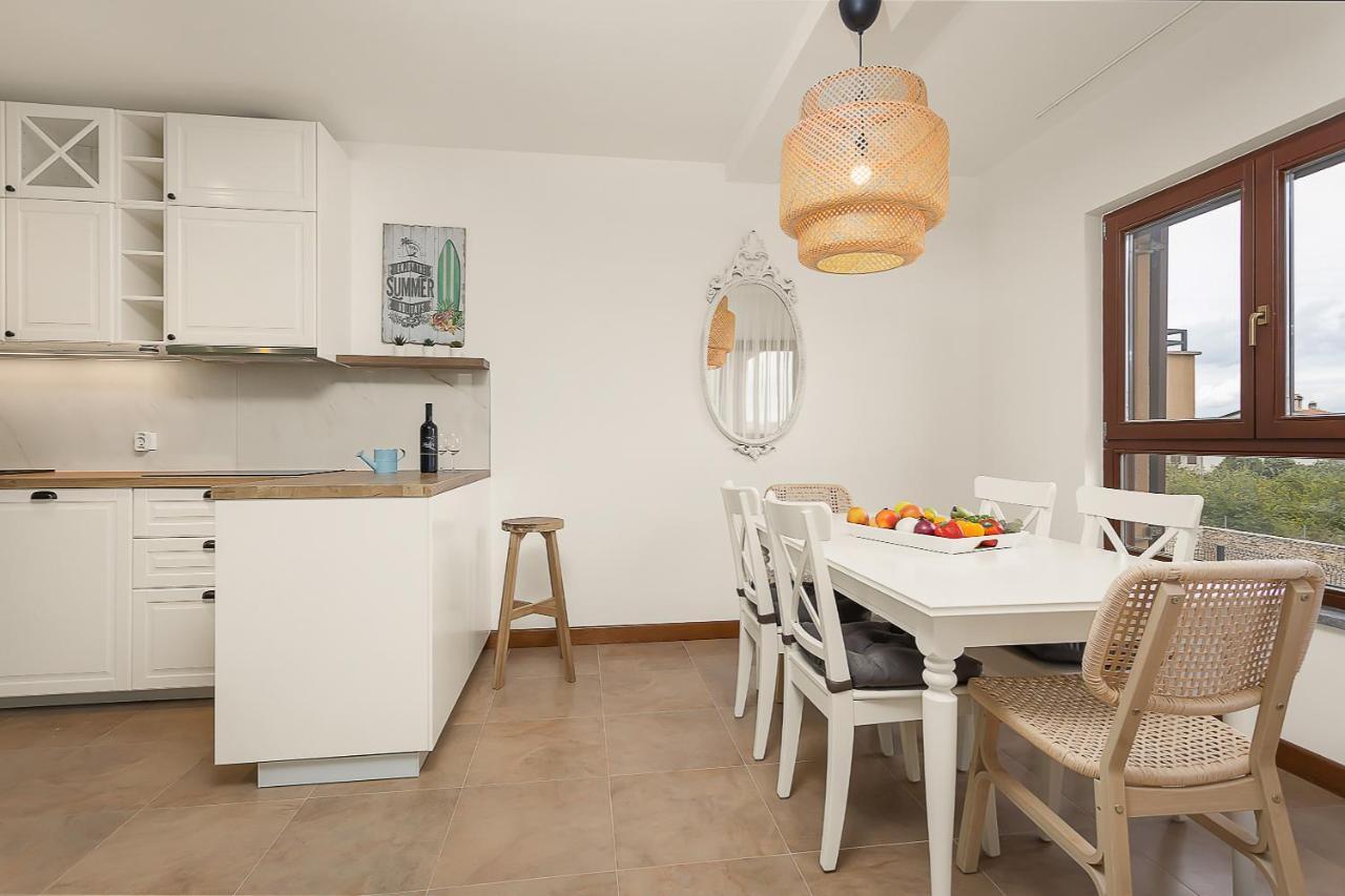 Apartments Cesare With Shared Pool Liznjan Luaran gambar