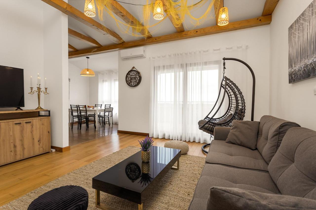 Apartments Cesare With Shared Pool Liznjan Luaran gambar